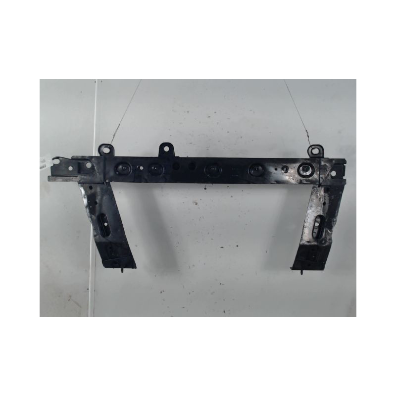 TRAVERSE INFERIEURE ARMATURE AVANT RENAULT CLIO