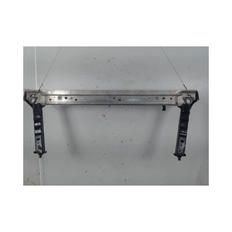 TRAVERSE INFERIEURE ARMATURE AVANT RENAULT MEGANE