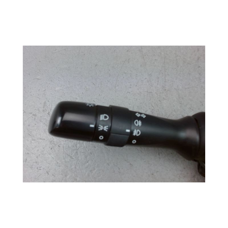 COMMANDE ECLAIRAGE TOYOTA YARIS II Phase 2 2009-2011