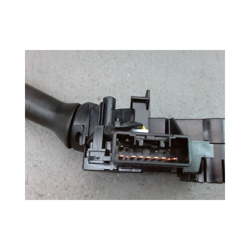 COMMANDE ECLAIRAGE TOYOTA YARIS II Phase 2 2009-2011