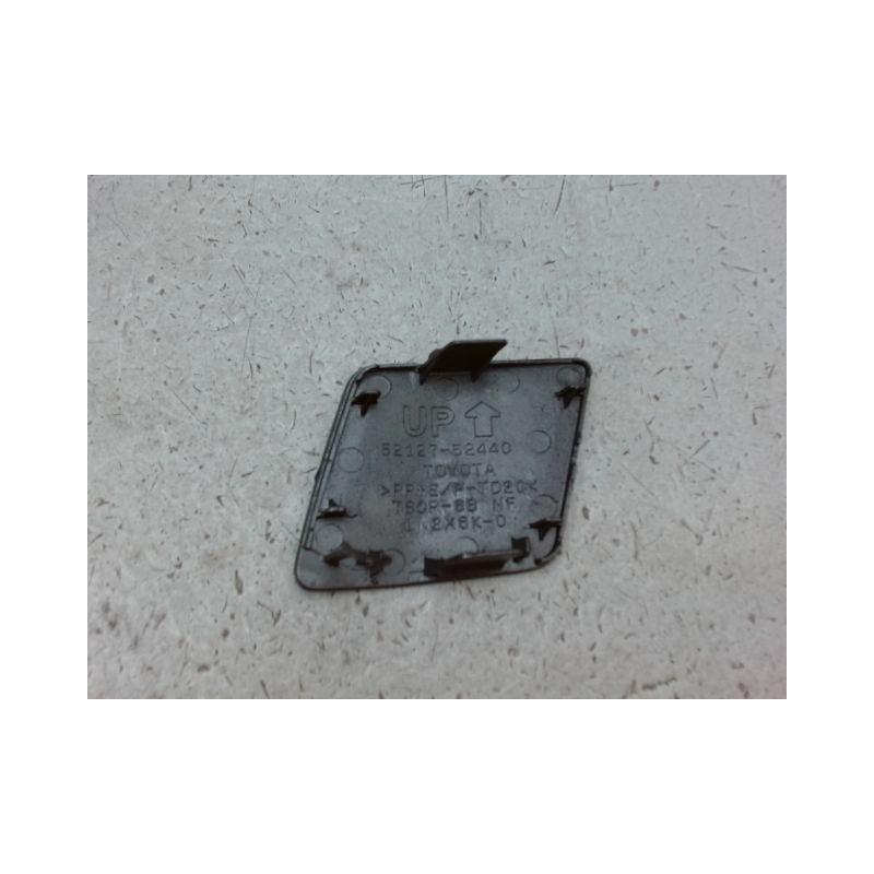 OBTURATEUR COUVRE CROCHET DE BOUCLIER AV TOYOTA YARIS II Phase 2 2009-2011