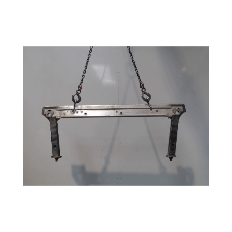 TRAVERSE INFERIEURE ARMATURE AVANT RENAULT SCENIC III 2009-
