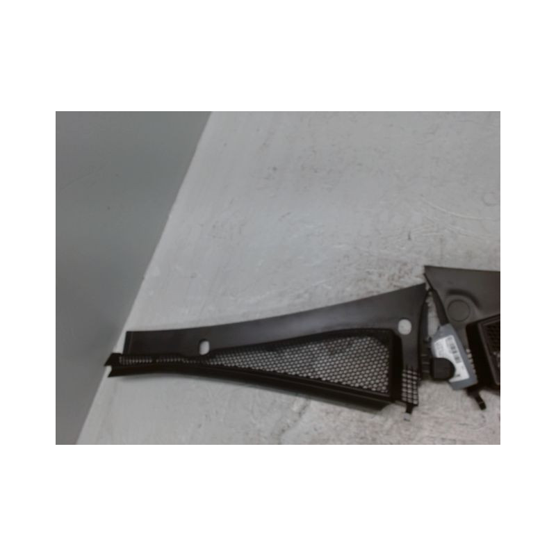 BAIE PARE BRISE PEUGEOT 208