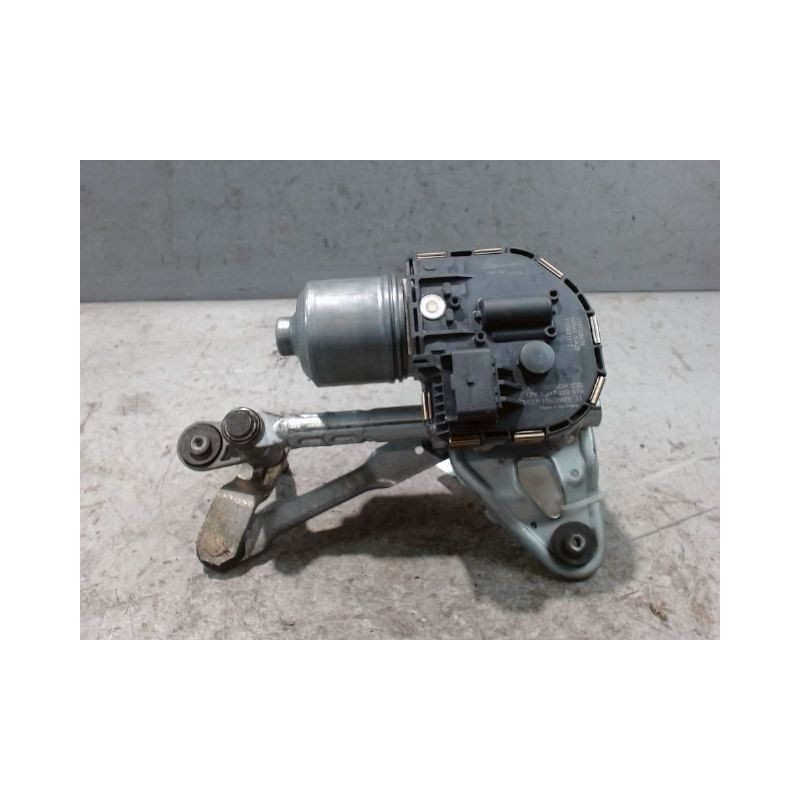 MOTEUR ESSUIE-GLACE AVG PEUGEOT 3008 2009-