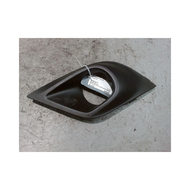 OBTURATEUR PHARE ADDITIONNEL PARE-CHOC AVG RENAULT CLIO IV
