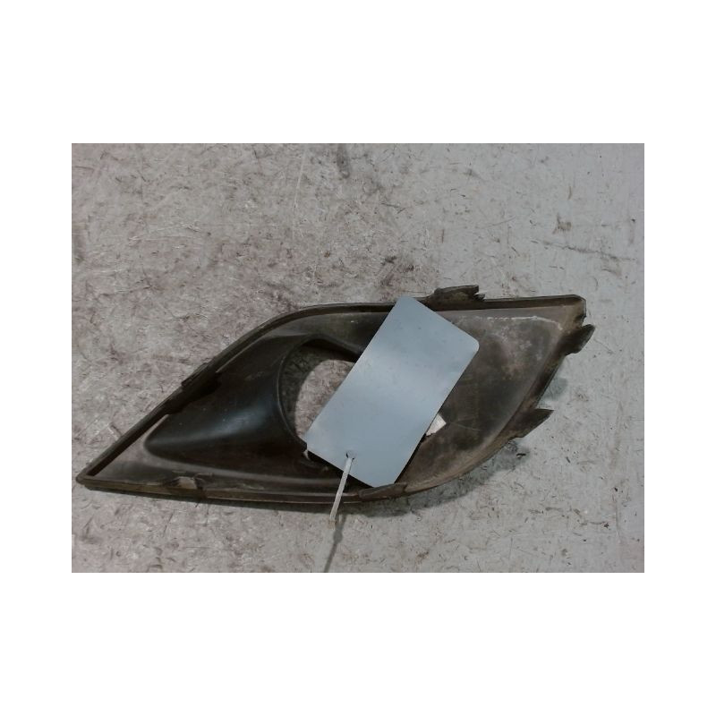 OBTURATEUR PHARE ADDITIONNEL PARE-CHOC AVG RENAULT CLIO IV