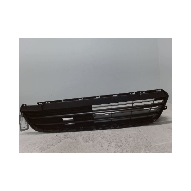 GRILLE PARE-CHOC AVANT PEUGEOT 108