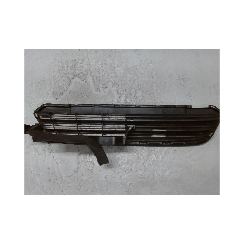 GRILLE PARE-CHOC AVANT PEUGEOT 108