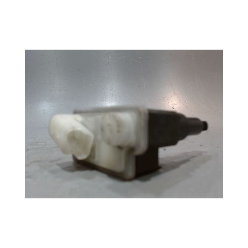 ACTIONNEUR TRAPPE CARBURANT RENAULT CLIO