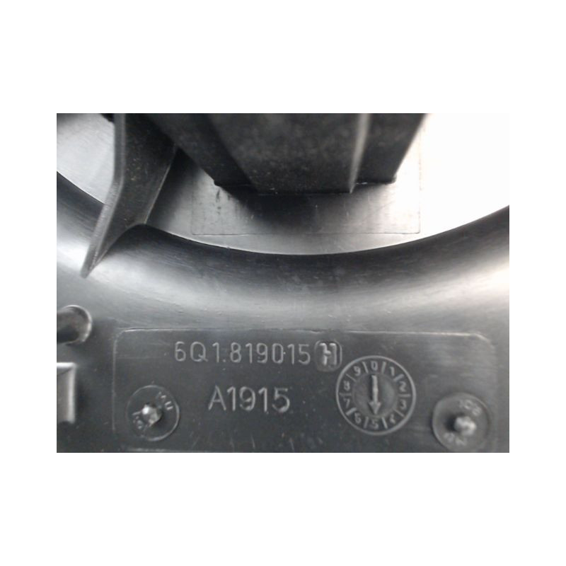 MOTEUR VENTILATEUR CHAUFFAGE VOLKSWAGEN POLO