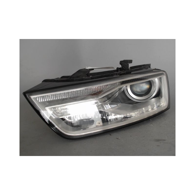 PHARE GAUCHE AUDI Q3