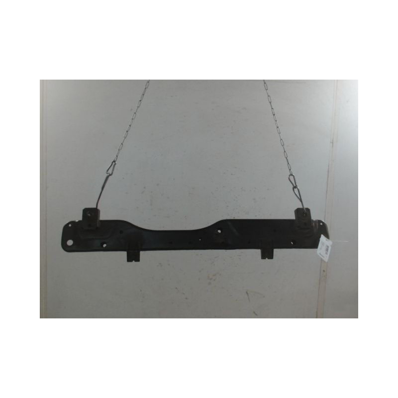 TRAVERSE INFERIEURE ARMATURE AVANT RENAULT KADJAR