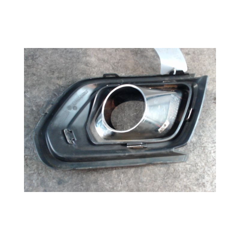 OBTURATEUR PHARE ADDITIONNEL PARE-CHOC AVG DACIA SANDERO 2008-