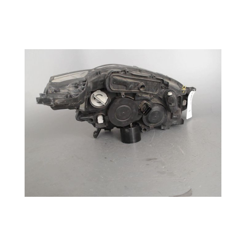 PHARE GAUCHE PEUGEOT 208
