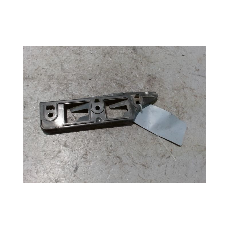 SUPPORT PARE-CHOC AVD VOLKSWAGEN GOLF V 2003-2009