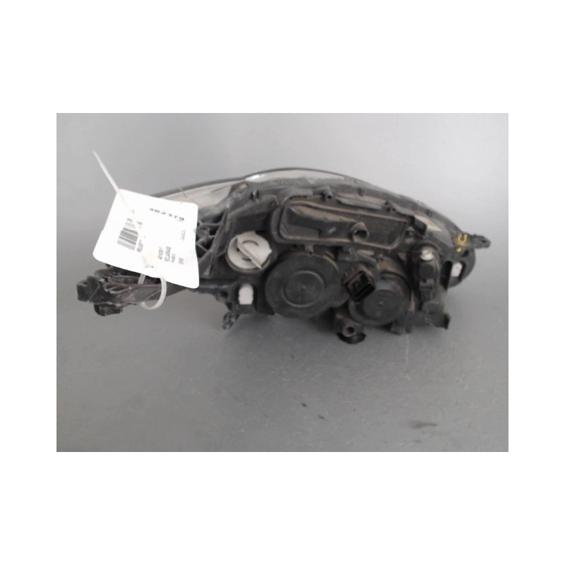 PHARE GAUCHE PEUGEOT 208