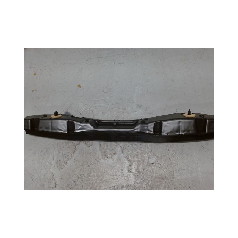 SUPPORT CENTRAL PARE-CHOC ARRIERE  RENAULT SCENIC III 2009-
