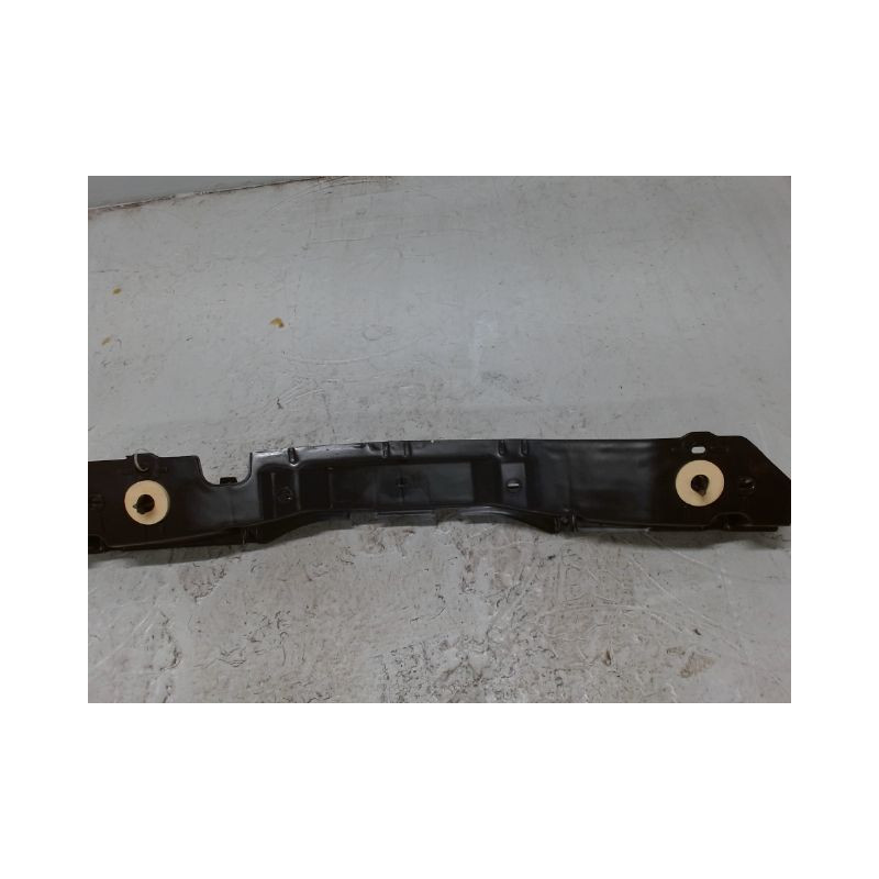 SUPPORT CENTRAL PARE-CHOC ARRIERE  RENAULT SCENIC III 2009-
