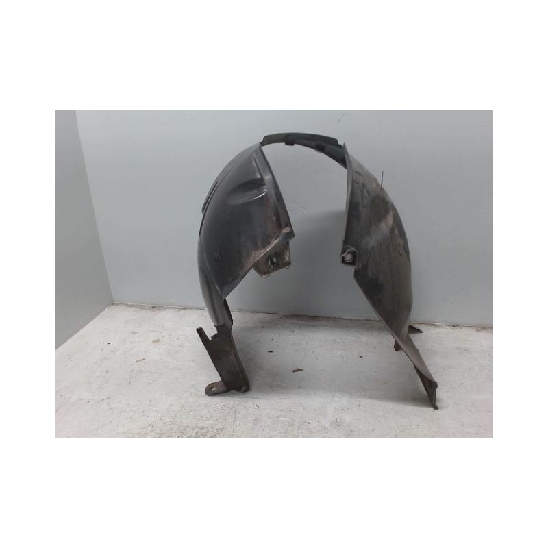 PARE-BOUE AVANT DROIT DACIA SANDERO 2008-