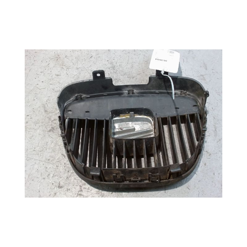 CALANDRE SEAT CORDOBA 2002-