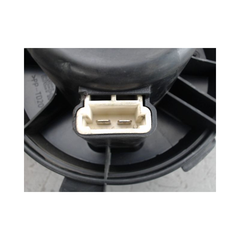 MOTEUR VENTILATEUR CHAUFFAGE PEUGEOT 206