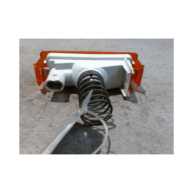 CLIGNOTANT DROIT RENAULT EXPRESS FGT 94-2000