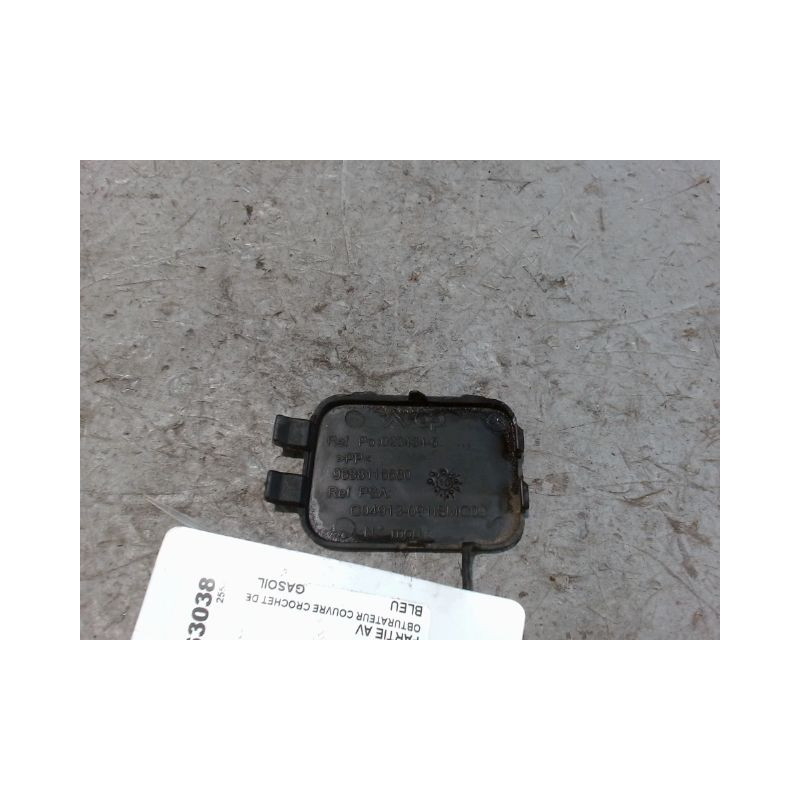 OBTURATEUR COUVRE CROCHET DE BOUCLIER AV CITROEN C4 2010-