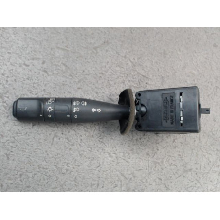 COMMANDE CLIGNOTANT PEUGEOT 106