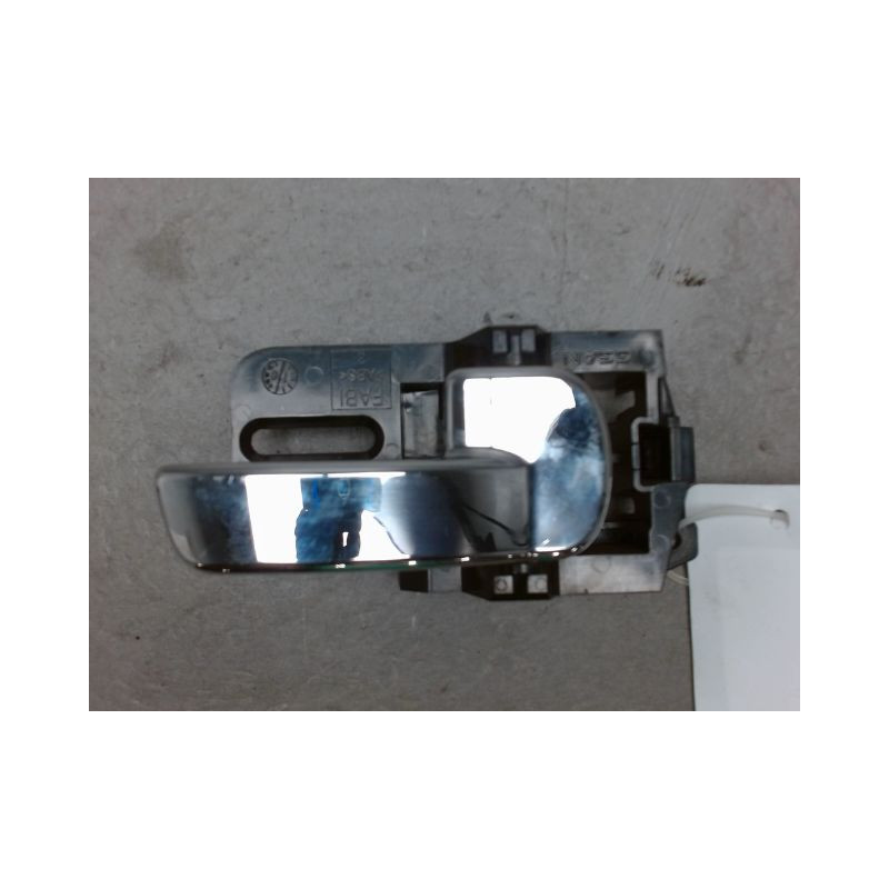 POIGNEE INTERIEURE PORTE ARRIERE DROIT NISSAN QASHQAI 1 PHASE 2 1.5 DCI - 8V