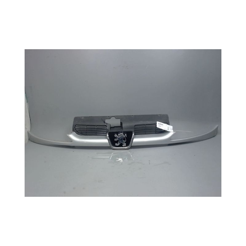 CALANDRE PEUGEOT 206 3P