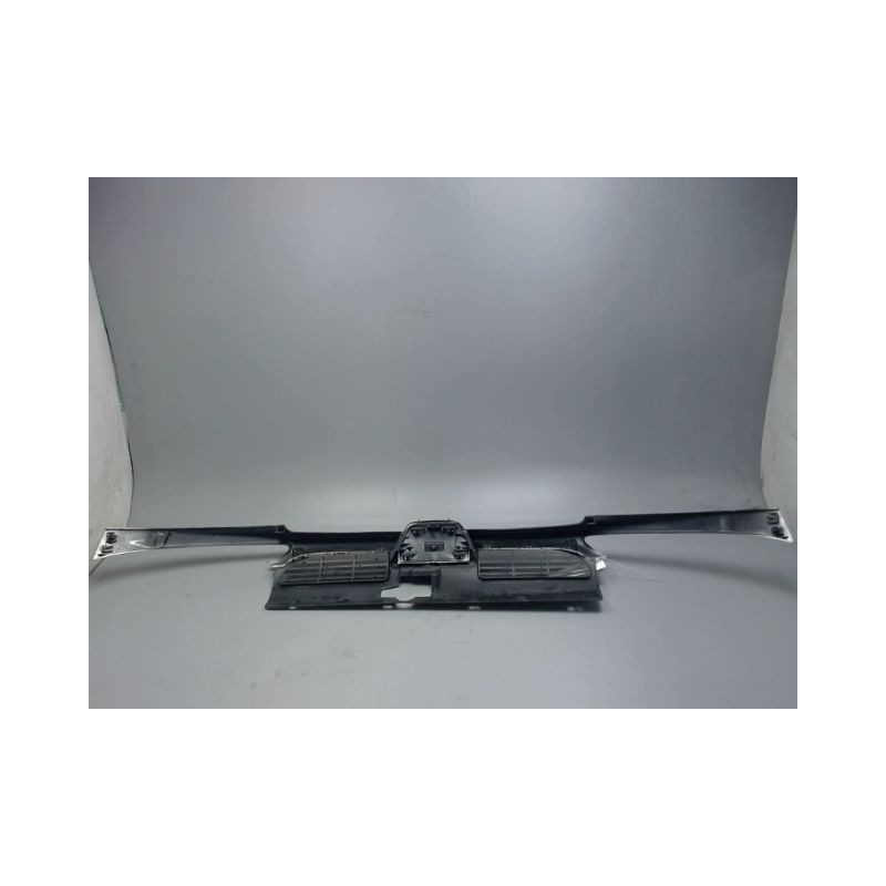 CALANDRE PEUGEOT 206 3P