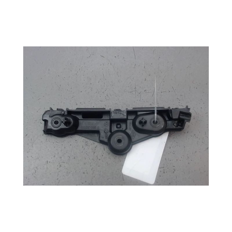 SUPPORT PARE-CHOC AVD DACIA SANDERO