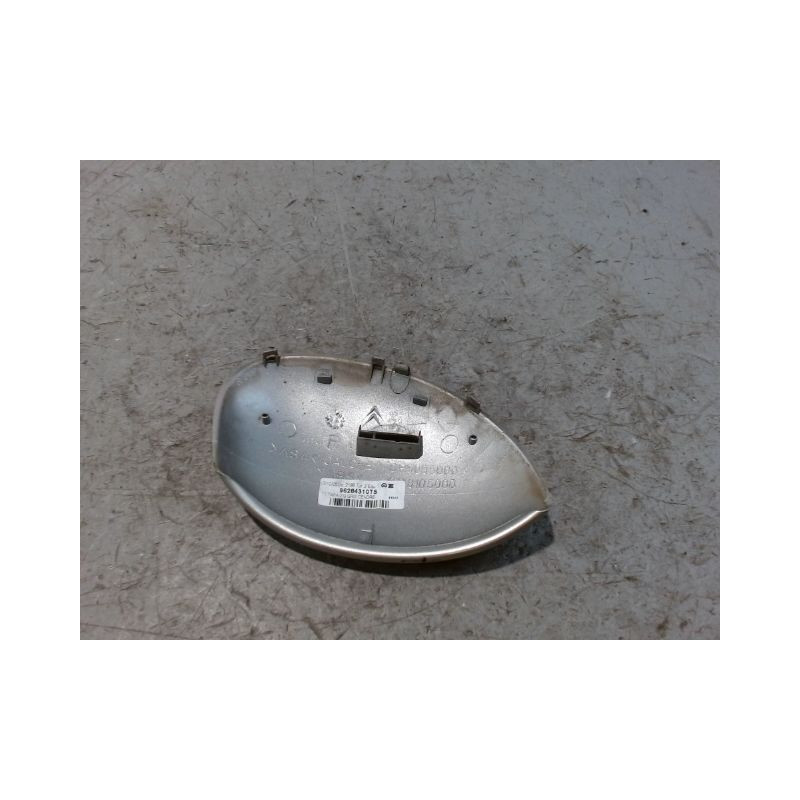 CARENAGE RETROVISEUR EXTERIEUR GAUCHE PEUGEOT 206 3P