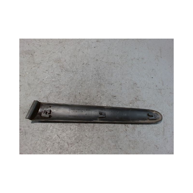 PROTECTION AILE ARRIERE DROIT PEUGEOT 206 3P