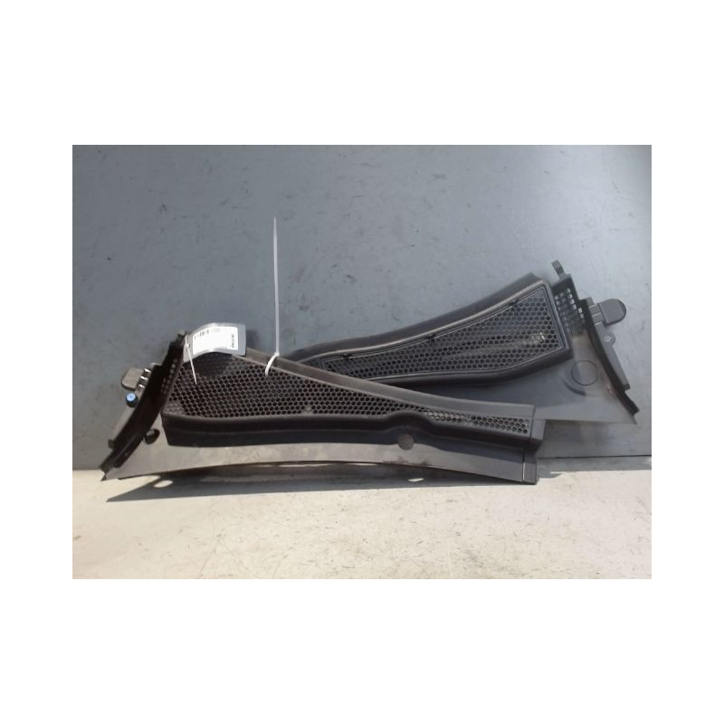 BAIE PARE BRISE PEUGEOT 208