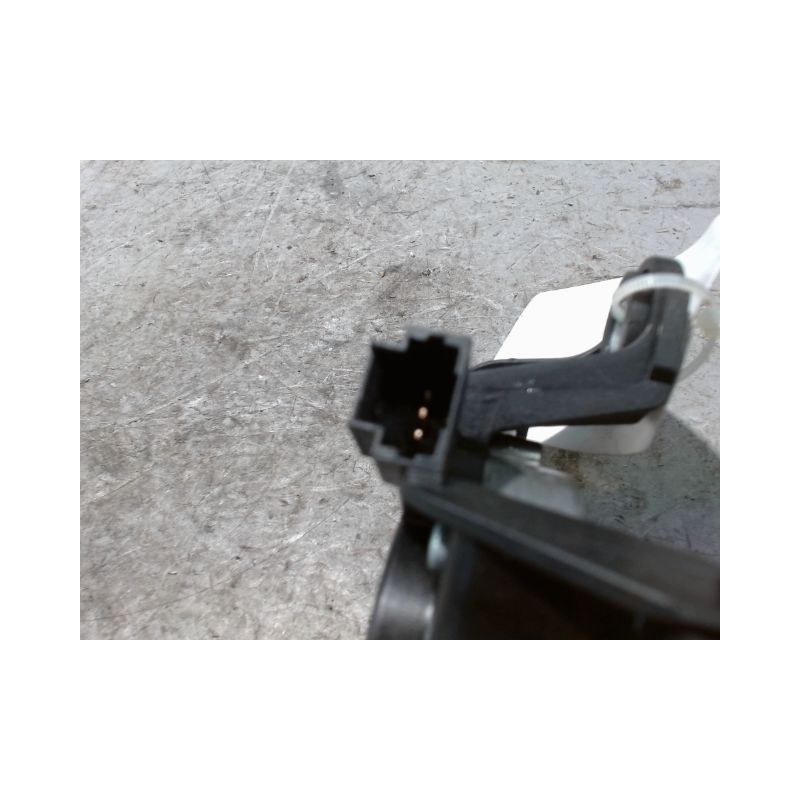 MOTEUR ESSUIE-GLACE ARRIERE NISSAN QHASQAI 2007-