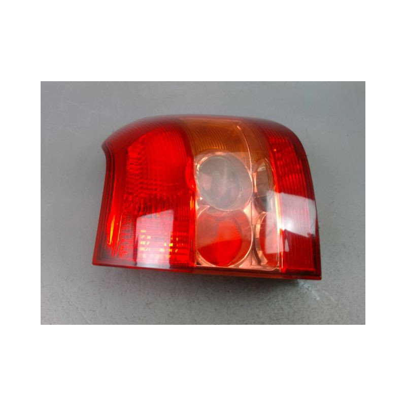 FEU ARRIERE GAUCHE  TOYOTA COROLLA X Phase 2 2004-2007