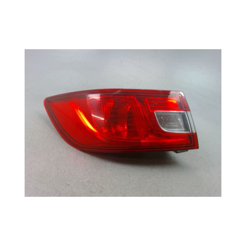 FEU ARRIERE GAUCHE  RENAULT CLIO IV Phase 1 2012-...