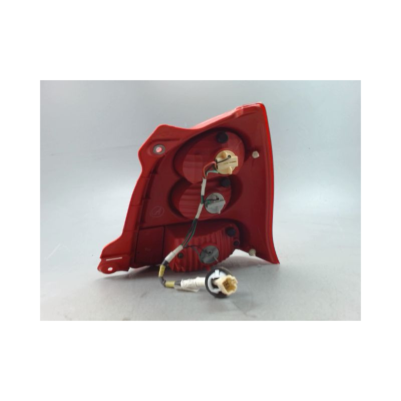FEU ARRIERE GAUCHE  SUZUKI ALTO III 2009-...