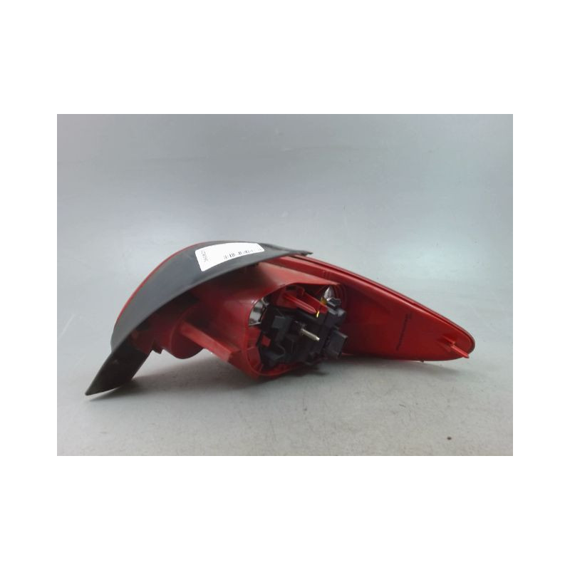FEU ARRIERE GAUCHE  PEUGEOT 206 1998-2009