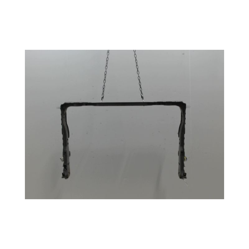 TRAVERSE INFERIEURE ARMATURE AVANT TOYOTA VERSO 2010-