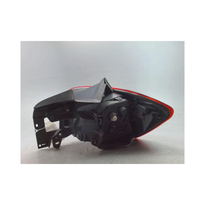 FEU ARRIERE GAUCHE  BOBCAT SERIE 1 II (F20/F21) 2011-...