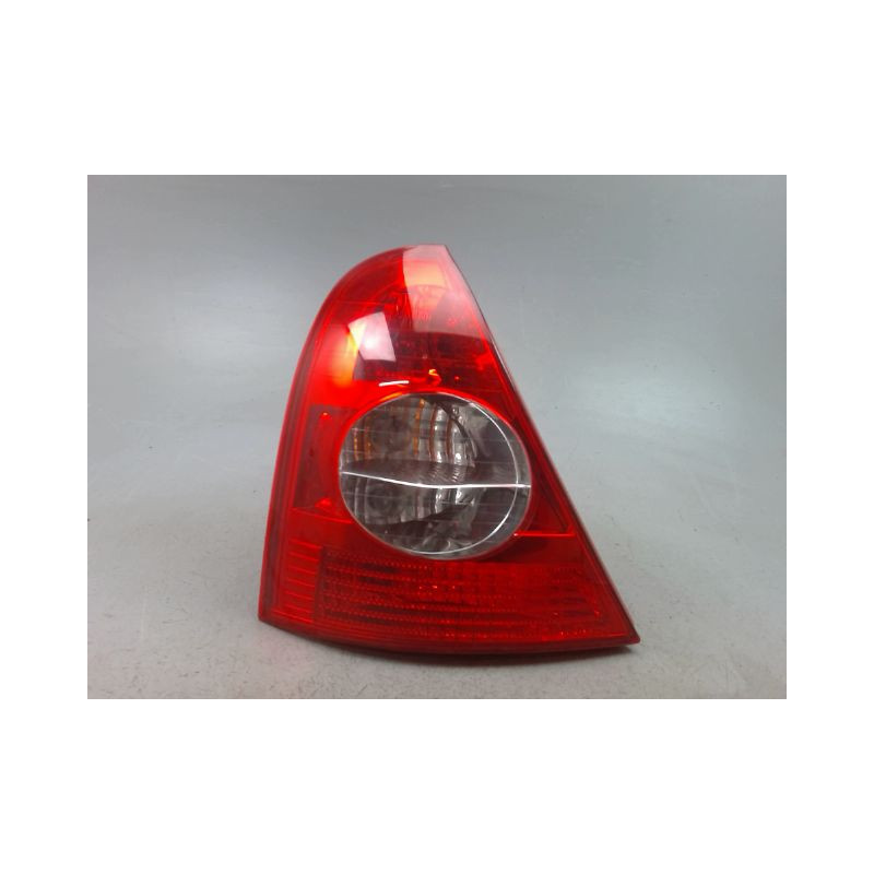 FEU ARRIERE GAUCHE  RENAULT CLIO II Phase 2 2001-2006
