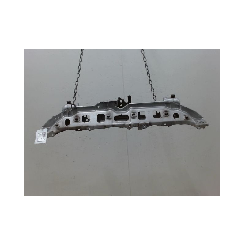 TRAVERSE SUPERIEURE ARMATURE AVANT TOYOTA YARIS II Phase 1 2005-2009