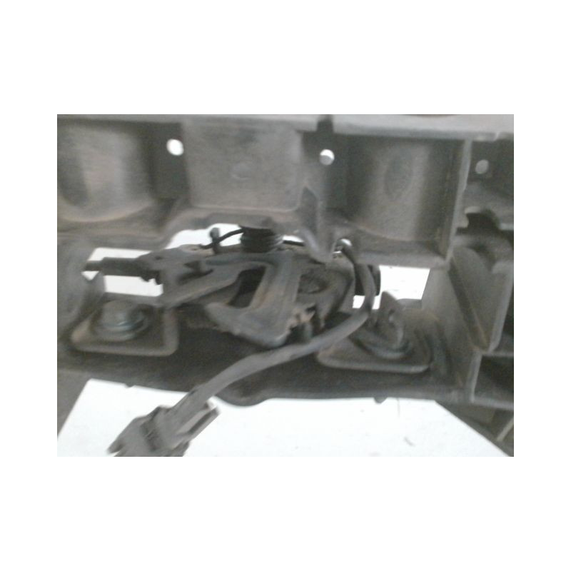 TRAVERSE SUPERIEURE ARMATURE AVANT RENAULT CLIO