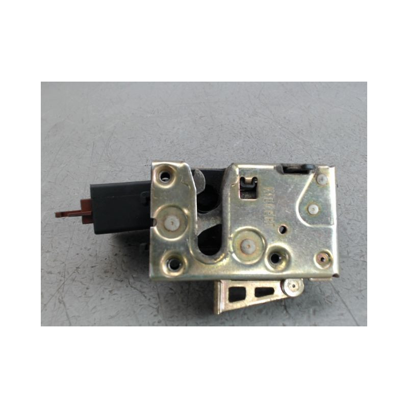 SYSTEME CONDAMNATION ARRIERE DROIT PEUGEOT 106
