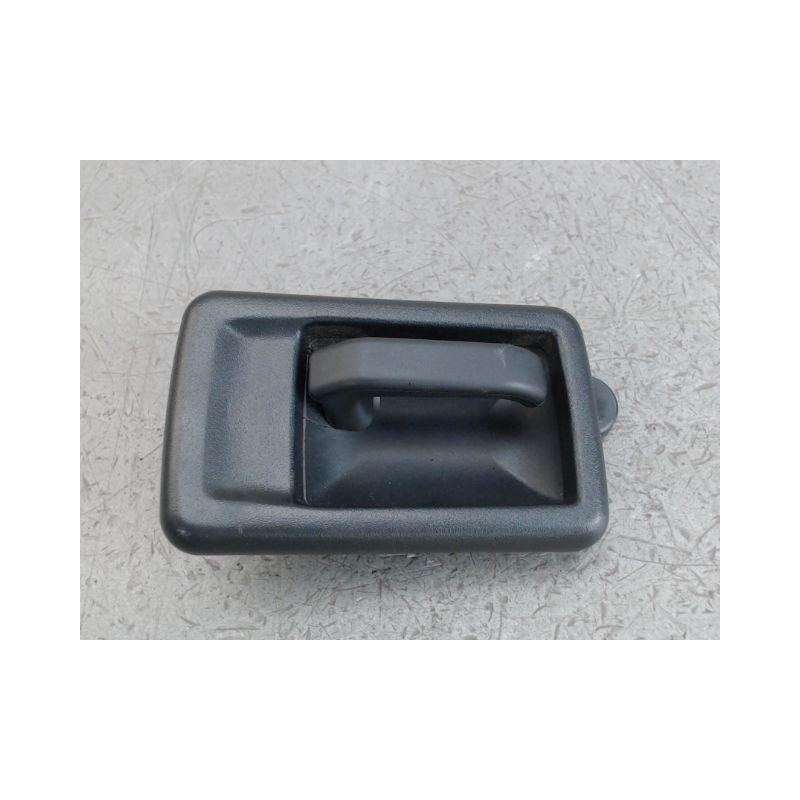 POIGNEE INTERIEURE PORTE ARRIERE DROIT PEUGEOT 106