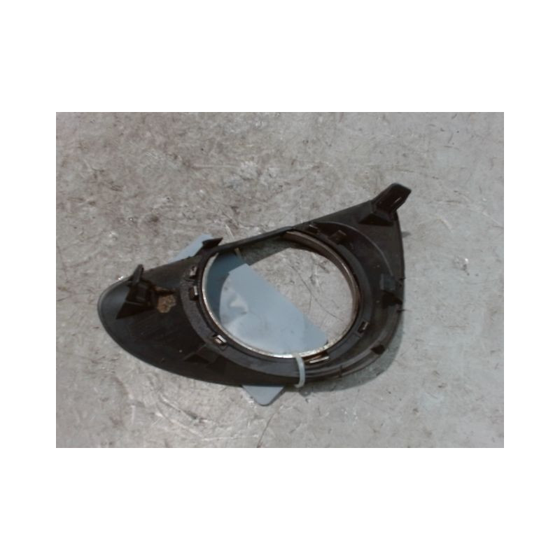 OBTURATEUR PHARE ADDITIONNEL PARE-CHOC AVD TOYOTA YARIS II 2010-