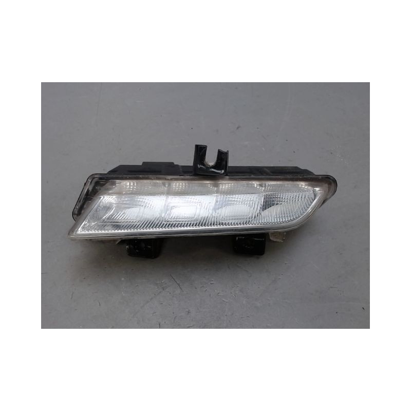 FEUX POSITION GAUCHE RENAULT CLIO
