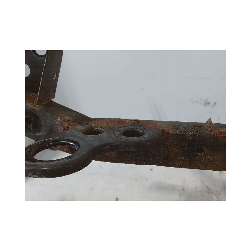 TRAVERSE SUPERIEURE ARMATURE AVANT NISSAN QASHQAI 1 PHASE 2 1.5 DCI - 8V